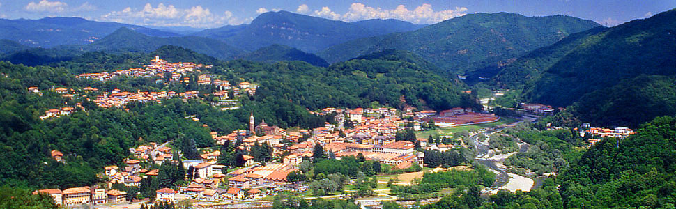 Panorama delle montagne di Pray
